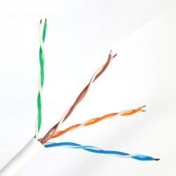 Câblage industriel de câble LAN de câble Ethernet de Cat5e UTP 24awg 1000ft pour l'ADSL de PC