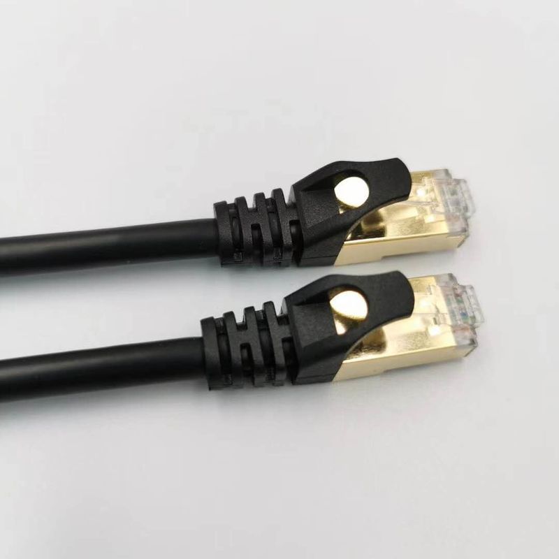 Cordes de correction de réseau de veste de câble de PVC/LSZH 10/100/1000/10000 Mbps