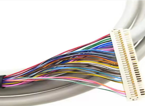 Cable LVDS rétractable à la flamme de la veste en PVC de 300 V pour une transmission vidéo stable à 105 °C