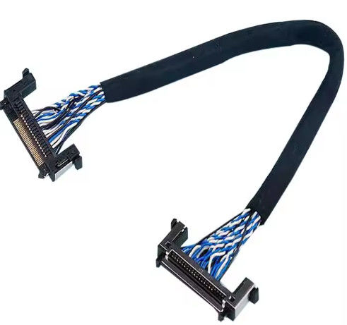 Fabrication d'un ensemble de câbles flexibles à harnais LVDS avec une capacité UL VW-1 et un courant de 1,0A à 2,5A