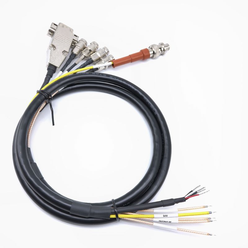 Des solutions de câbles coaxial durables et flexibles pour un transfert de données fiable, conçues pour les réseaux de télécommunications, les dispositifs médicaux et les systèmes de mesure de précision
