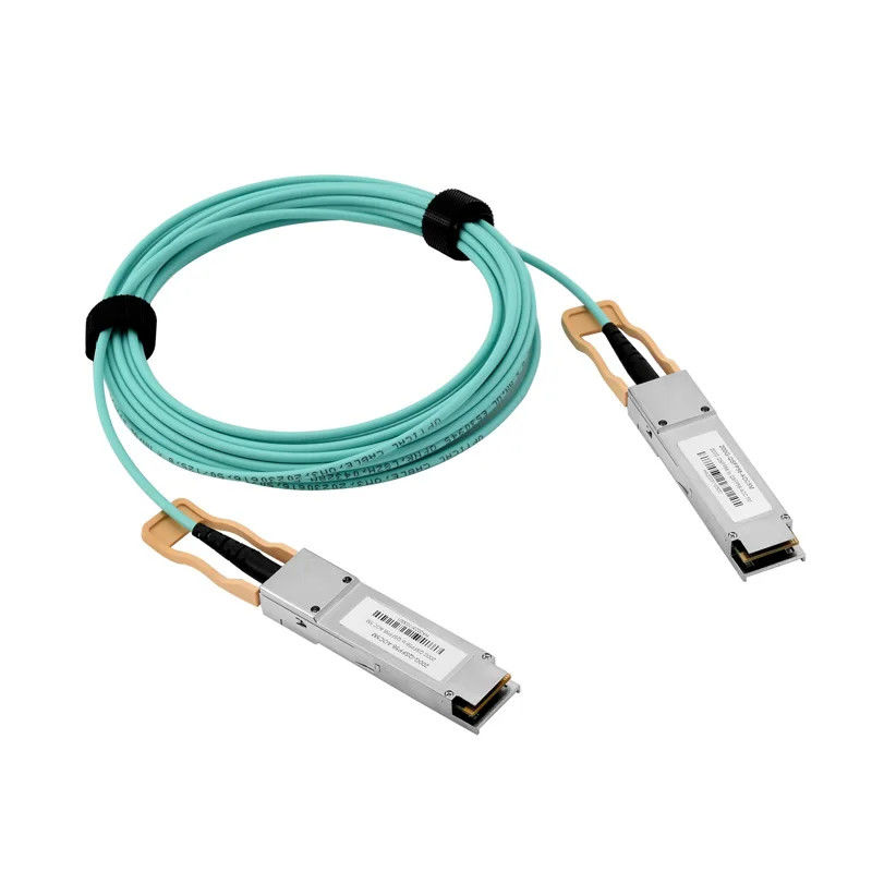Conception de câble personnalisé Assemblage de câbles QSFP 40G Direct Attach Copper QSFP+ 4*10G 1M 3M 5M 7M Câble DAC Breakout de longueur personnalisée