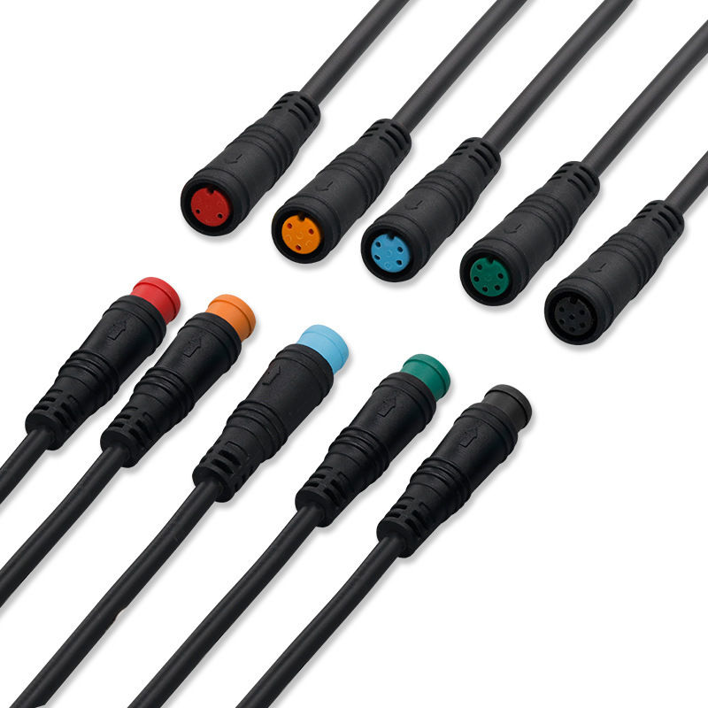 Fabricants de faisceaux de câbles proposant des câbles et des assemblages de câbles personnalisés pour les tableaux de bord et les systèmes d'éclairage automobiles