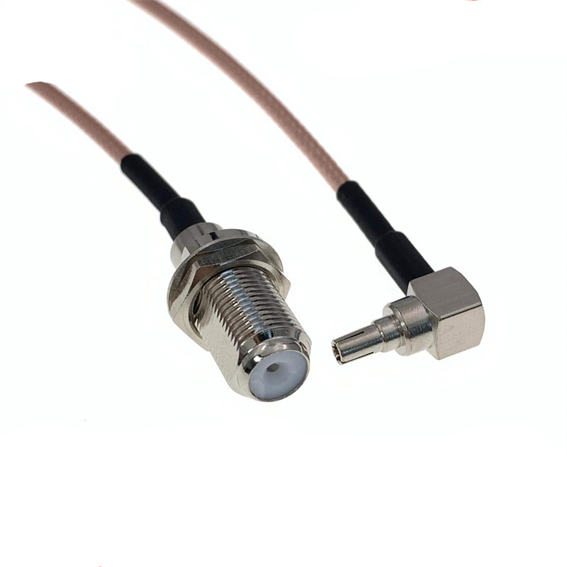 Câble coaxial ultra-fin avec blindage supérieur pour la transmission de signaux à haute vitesse, idéal pour les dispositifs médicaux, la robotique et les applications électroniques compactes
