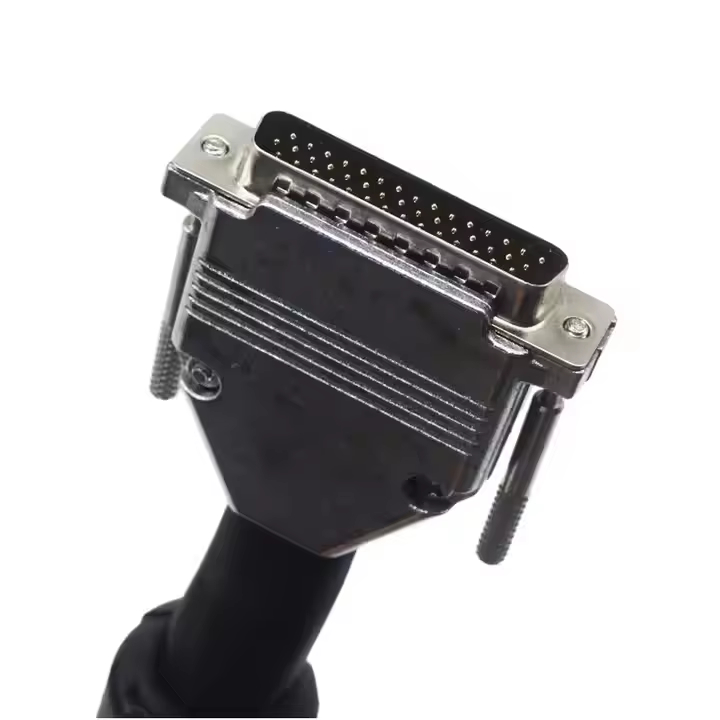 Câble numérique DB pour TV par câble, avec fil blindé à paires torsadées multicœurs moulé par injection DB9P 15P DB25P OEM/ODM