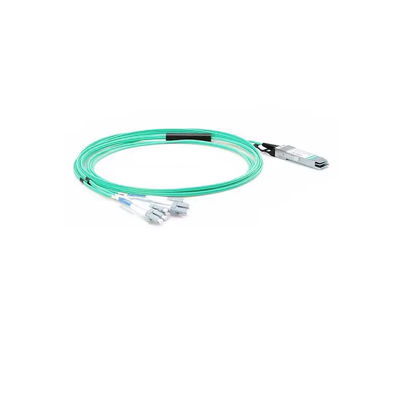 Assemblage de câbles ultra-rapides Assemblage de câbles personnalisés 200G QSFP-DD Cuivre DACwire Fabricant de faisceaux de câbles Pour faible consommation, transmission de données haute densité QSFP-40G
